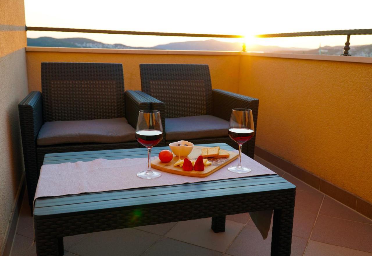 Cvita Apartments Trogir Eksteriør billede